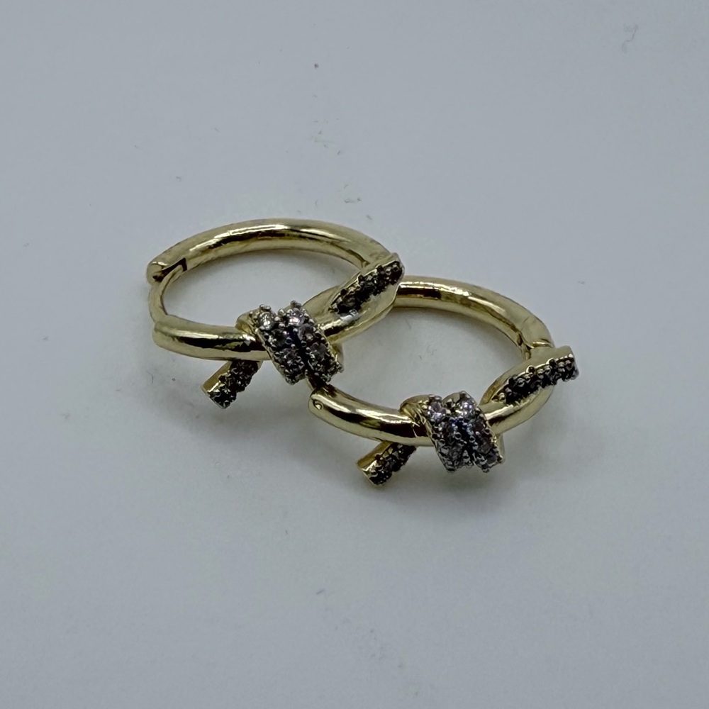 Knot Earrings NWT - Picture 4 of 4